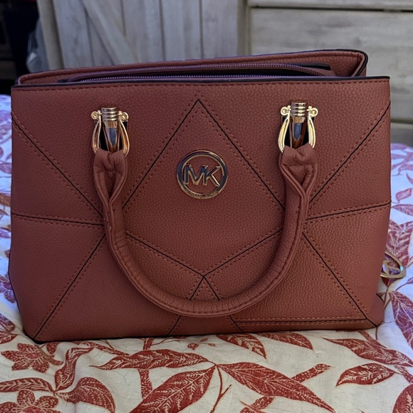 Adorable handbag/ shoulder Handbag - Picture 1 of 7